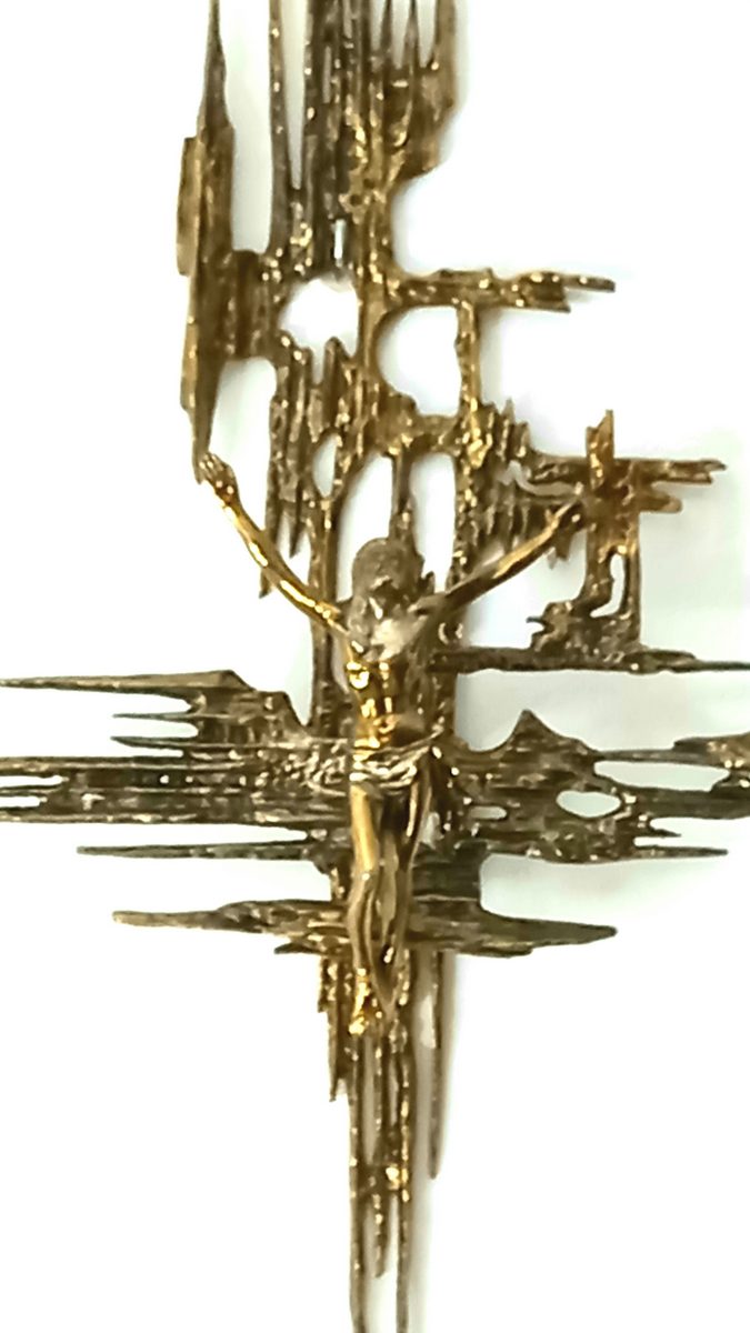 Crucifijo artistico